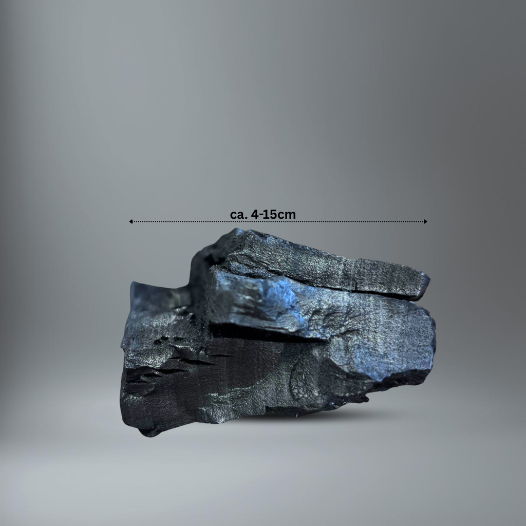 BlackSellig Grillkohlestück mit dem Längenvermerk: 4-15cm